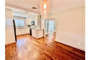 438 LAKEVIEW AVENUE, WINTER PARK, FL 32789 - MLS#MFRO6396001