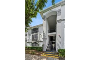 2525 MAITLAND CROSSING WAY, ORLANDO, FL 32810 - MLS#MFRO6396011