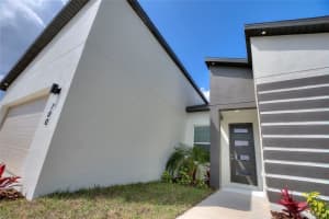 700 DESMOINES DRIVE, KISSIMMEE, FL 34759 - MLS#MFRO6396014