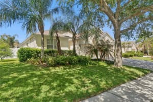 5271 RISHLEY RUN WAY, MOUNT DORA, FL 32757 - MLS#MFRO6396064