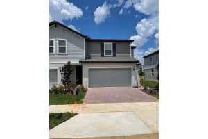 749 Legacy Dr, DAVENPORT