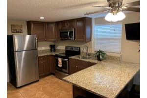2512 MUSSELWHITE AVENUE, ORLANDO, FL 32804 - MLS#MFRO6396165