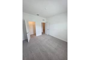 5637 NINA WAY, ST CLOUD, FL 34771 - MLS#MFRO6396305