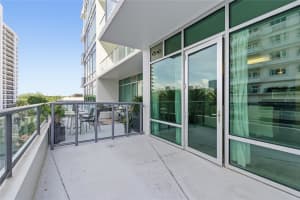 101 EOLA DRIVE, ORLANDO, FL 32801 - MLS#MFRO6396424