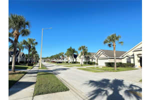 16724 ROLLING GREEN DRIVE, CLERMONT, FL 34714 - MLS#MFRO6396443