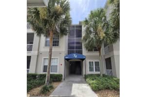 3001 LAUREL RUN LANE, KISSIMMEE, FL 34741 - MLS#MFRO6396451