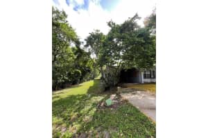7439 MOTT AVENUE, ORLANDO, FL 32810 - MLS#MFRO6396480