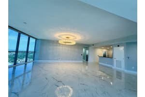 111-3 WASHINGTON STREET, ORLANDO, FL 32801 - MLS#MFRO6396503