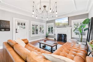 724 PALMER STREET, ORLANDO, FL 32801 - MLS#MFRO6396508