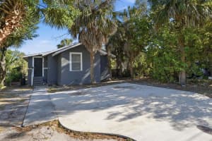 2717 13TH AVENUE, ST PETERSBURG, FL 33712 - MLS#MFRO6396596