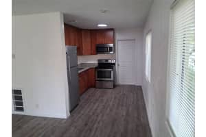 2855 40TH AVENUE, ST PETERSBURG, FL 33714 - MLS#MFRO6396653