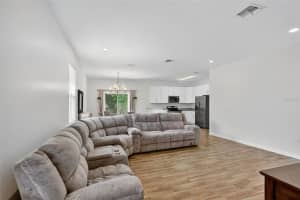 246 PINEVIEW DRIVE, OVIEDO, FL 32765 - MLS#MFRO6396668