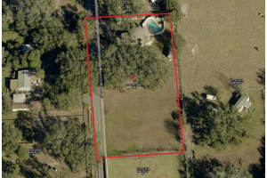 10424 LYONS AVENUE, LITHIA, FL 33547 - MLS#MFRO6396706