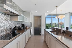 260 OSCEOLA AVENUE, ORLANDO, FL 32801 - MLS#MFRO6396708