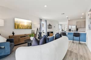 5561 TAVERNA LOOP, WINTER HAVEN, FL 33884 - MLS#MFRO6396753