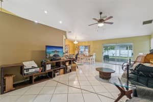 11340 CALGARY CIRCLE, TAMPA, FL 33624 - MLS#MFRO6396776