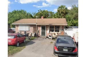 3086 CARVER COURT, SARASOTA, FL 34234 - MLS#MFRO6396787