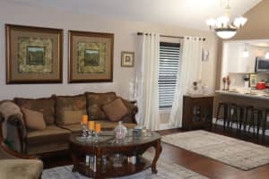 5410 OLD OAK TREE DR, ORLANDO, FL 32808 - MLS#MFRO6396855