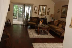 5410 OLD OAK TREE DR, ORLANDO, FL 32808 - MLS#MFRO6396855