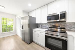 600 NORTHERN WAY, WINTER SPRINGS, FL 32708 - MLS#MFRO6396912