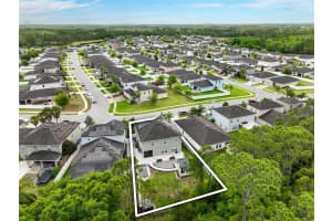 10870 INSIDE LOOP, ORLANDO, FL 32825 - MLS#MFRO6396984