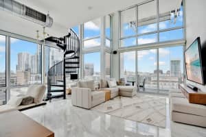 150 ROBINSON STREET, ORLANDO, FL 32801 - MLS#MFRO6396999