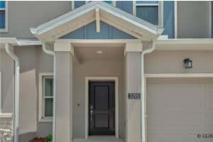 3290 Laurent Loop, DAVENPORT
