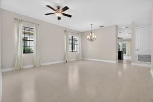 10429 STAPELEY DR, ORLANDO, FL 32832 - MLS#MFRO6397044