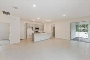 243 FREDERICKSBURG AVENUE, ORANGE CITY, FL 32763 - MLS#MFRO6397092