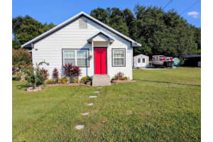 15243 S HIGHWAY 25, WEIRSDALE, FL 32195 - MLS#MFRO6397100