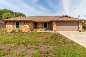 1020 Avis Ln, DELTONA