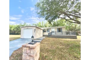 2115 BRUCE STREET, LAKELAND, FL 33801 - MLS#MFRO6397289