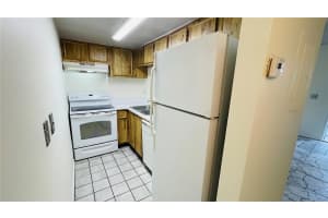 7120 WATERSIDE DRIVE, TAMPA, FL 33617 - MLS#MFRO6397405