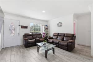 214 THOMPSON ROAD, APOPKA, FL 32703 - MLS#MFRO6397550