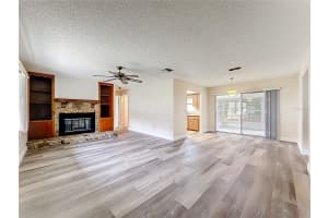 615 THIRD AVENUE, LADY LAKE, FL 32159 - MLS#MFRO6397572