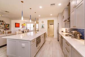 8556 VIA BELLA NOTTE, ORLANDO, FL 32836 - MLS#MFRO6397573