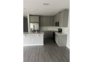 2827 NARCOOSSEE COMMONS WAY, ST CLOUD, FL 34771 - MLS#MFRO6397602