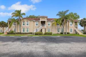 2832 OSPREY COVE PLACE, KISSIMMEE, FL 34746 - MLS#MFRO6397732