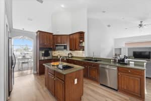 2452 BANCROFT BLVD, ORLANDO, FL 32833 - MLS#MFRO6397764