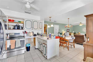 112 SANDBURG LANE, WINTER HAVEN, FL 33884 - MLS#MFRO6397818