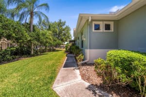 1204 HUNTINGTON GREENS DRIVE, SUN CITY CENTER, FL 33573 - MLS#MFRO6397861