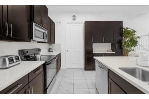 450 CAPTIVA DRIVE, DAVENPORT, FL 33896 - MLS#MFRO6397903