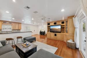 3012 LESLIE DRIVE, ORLANDO, FL 32806 - MLS#MFRO6397926