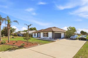 36725 OCONEE AVENUE, EUSTIS, FL 32736 - MLS#MFRO6397936