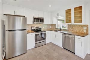 1016 SMITH STREET, ORLANDO, FL 32804 - MLS#MFRO6398005