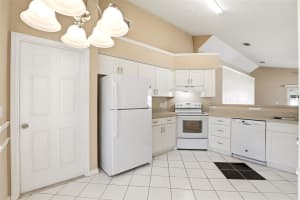 1094 BRIELLE COURT, OVIEDO, FL 32765 - MLS#MFRO6398020