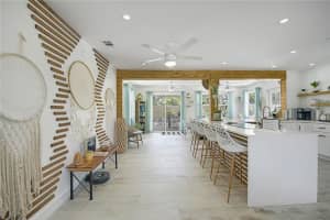 2436 CONSTITUTION BOULEVARD, SARASOTA, FL 34231 - MLS#MFRO6398031