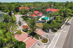 995 Northern Dancer Way #105, CASSELBERRY