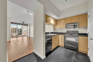 322 CENTRAL BOULEVARD, ORLANDO, FL 32801 - MLS#MFRO6398154