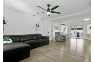 851 DARWIN DRIVE, ALTAMONTE SPRINGS, FL 32701 - MLS#MFRO6398156